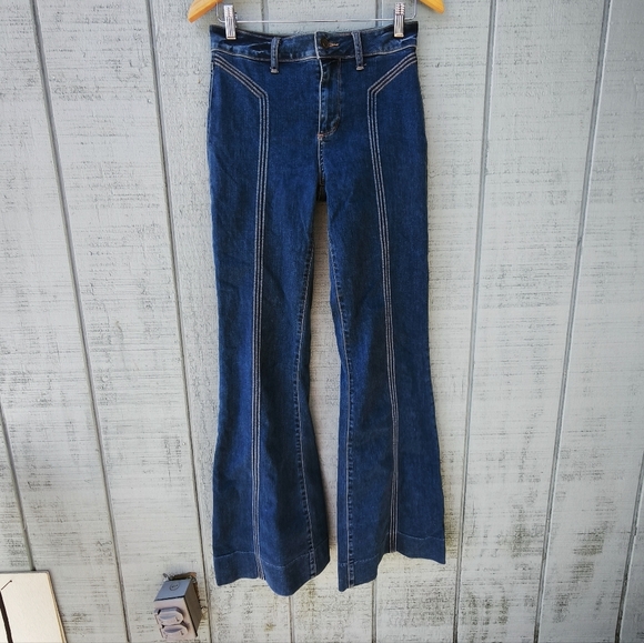 PAIGE Denim - Paige Center Seam Flare High Rise Jeans sz 28 Dark Wash Blue Western Boho Cowgir